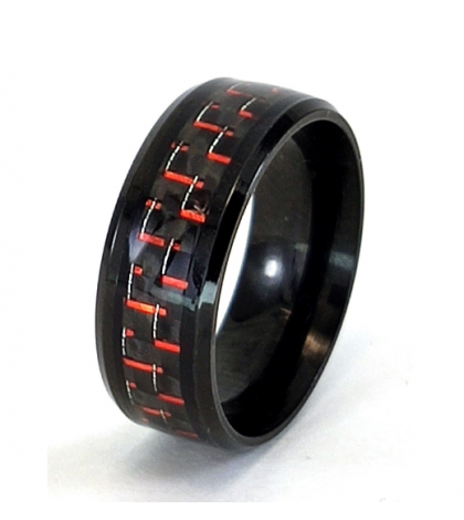 Мужское черное кольцо с красным карбоном